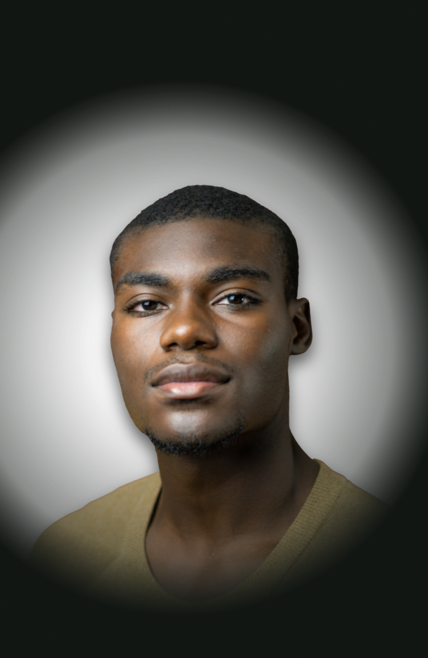 Elombe Kisala Headshot
